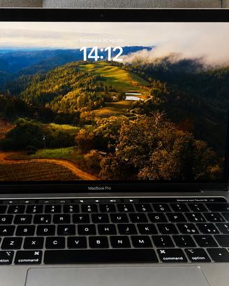 Macbook pro 13” 2019 i5 8GB 128 GB + caricatore