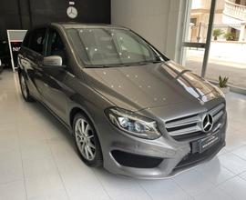 Mercedes-benz B 200D Auto. FULL AMG