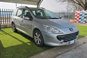 Peugeot 308 1.6 hdi 110cv