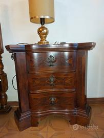 mobiletto/ comodini di legno massiccio 