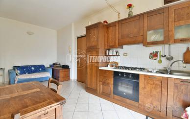 Appartamento trilocale con giardino privato