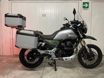 Moto Guzzi V85TT CENTENARIO