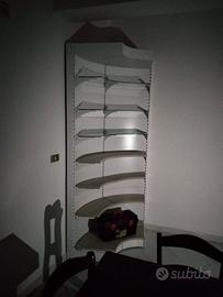 Mobile angolare. Ditta "Gibam Composit"