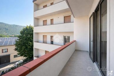 5 LOCALI A PRATO