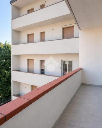5 LOCALI A PRATO