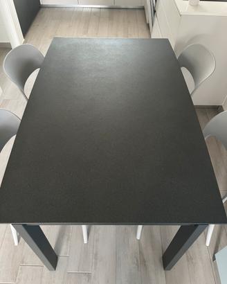 Tavolo da cucina/sala