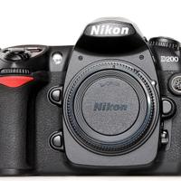 NIKON D200