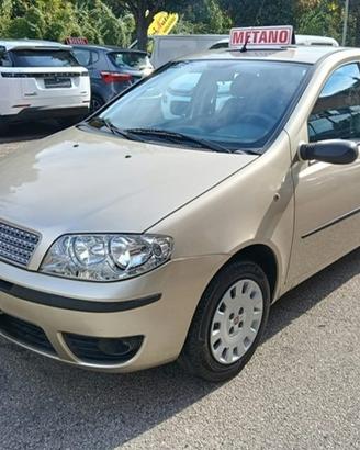 FIAT Punto Classic 1.2 5 P. Natural Power km 780