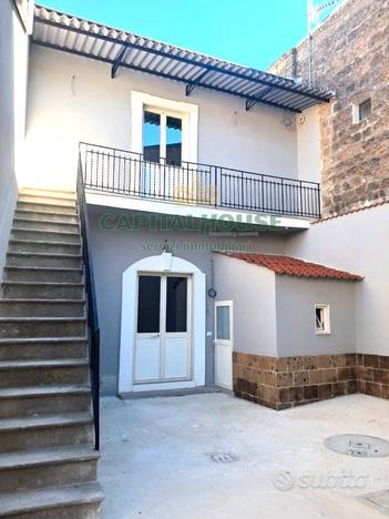 S2 semindipendente nuovo con cortile privato