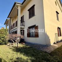 ESCLUSIVO QUADRILOCALE CON TAVERNA E GIARDINO