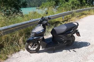 Yamaha rayzr 125
