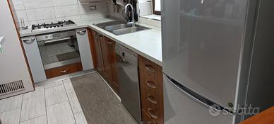 CUCINA AD ANGOLO + PENISOLA + ELETTRODOMESTICI