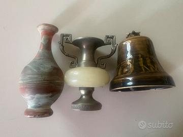 Lotto vasetti e campana vintage