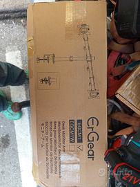 supporto per monitor 