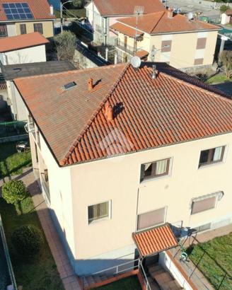 BIFAMILIARE A BESATE