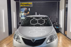 Lancia ypsilon