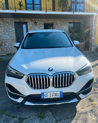 BMW X1 xline 18d