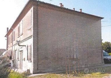 Immobile in asta di 113 m² con 5 locali a Portomag