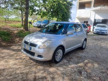 Suzuki Swift 1.3 4x4 5p. GL