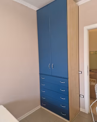 Letto armadio camera