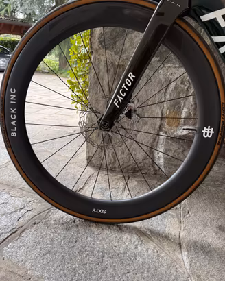 Ruote BLACK INC SIXTY