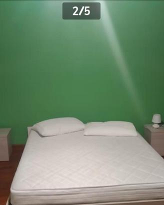 Stanza verde con bagno privato