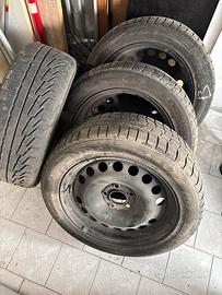 n4 Ruote complete con cerchi