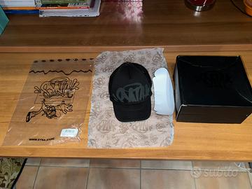 Cappello syna world