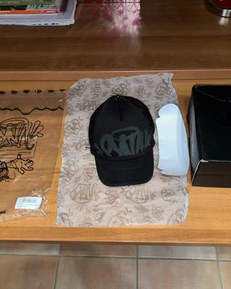 Cappello syna world
