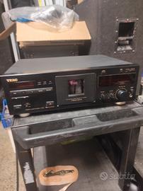 TEAC V-3000 Cassette Deck