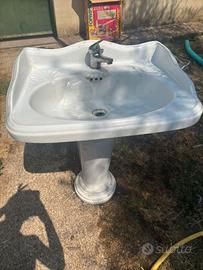 lavabo e colonna