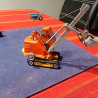modellino escavatore  anni 60