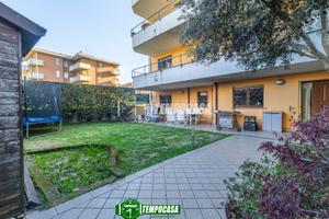 4 LOCALI DUPLEX CON GIARDNO PRIVATO E BOX DOPPIO!!