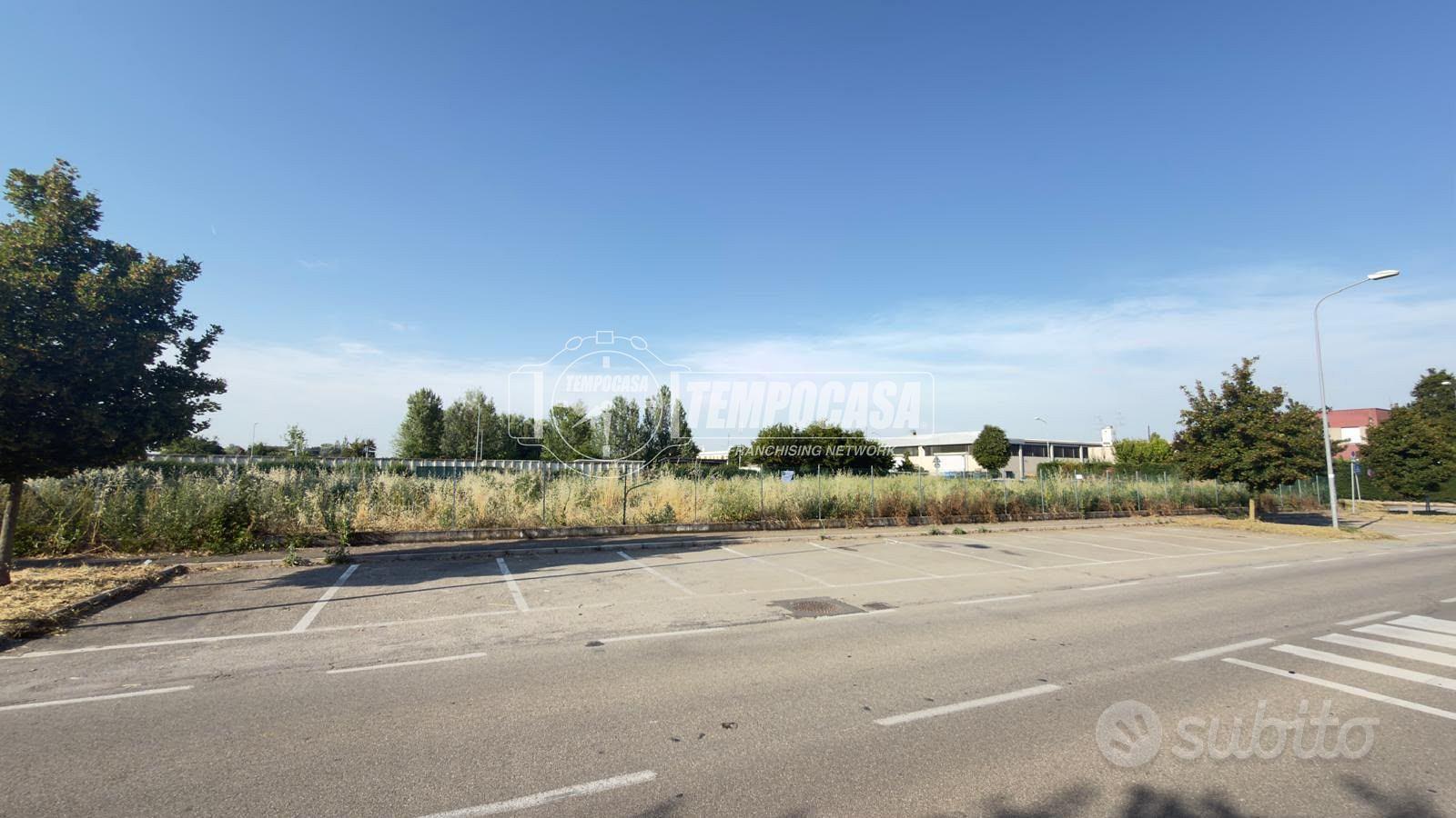 LOTTO EDIFICABILE DISPONIBILE NELLA ZONA INDUSTRIA - Vista 2