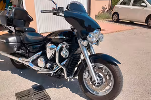Yamaha XVS Midnight Star 1300