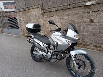 Moto Honda transalp XL 650