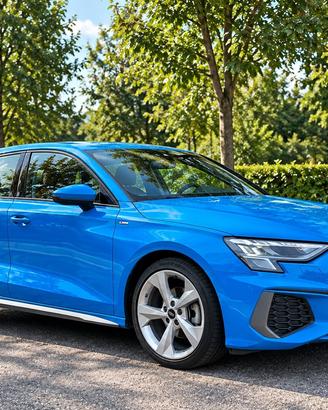 Audi A3 Sportback 35 2.0 TDI 150 CV S tronic line 