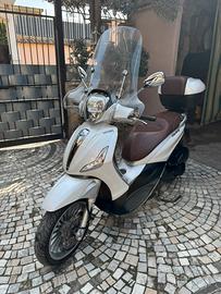 Piaggio Beverly 300