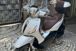 Piaggio Beverly 300