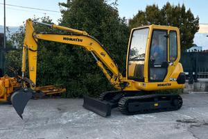E256 - ESCAVATORE KOMATSU PC30 R8