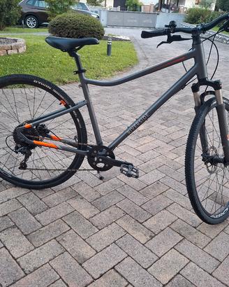 Bicicletta dechatlon 