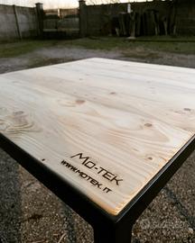 Tavoli 70x70x75h stile industriale legno e ferro