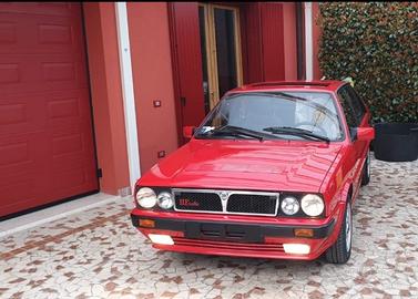 Lancia delta 1.6 hf turbo 
