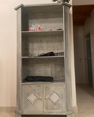 Credenza shabby chic e soecchio coordinato