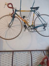 prezzo.   300.00.  euro.  trattabili