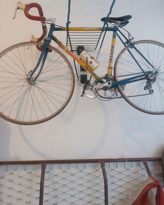 prezzo.   300.00.  euro.  trattabili