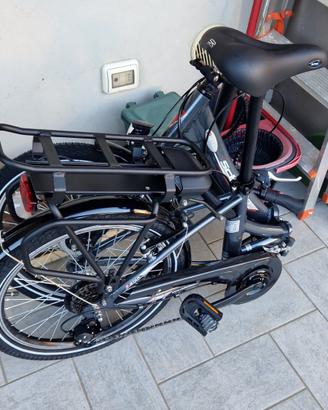 E-bike pieghevole