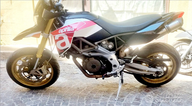 Aprilia dorsoduro 750