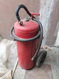 Estintore d'epoca industriale F.I.E.