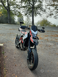 Ducati hypermotard 821sp